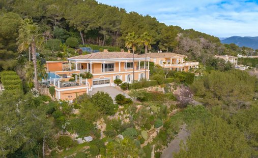 Villa in Brusquet-Retenaou-Devens, Vallauris, France 1
