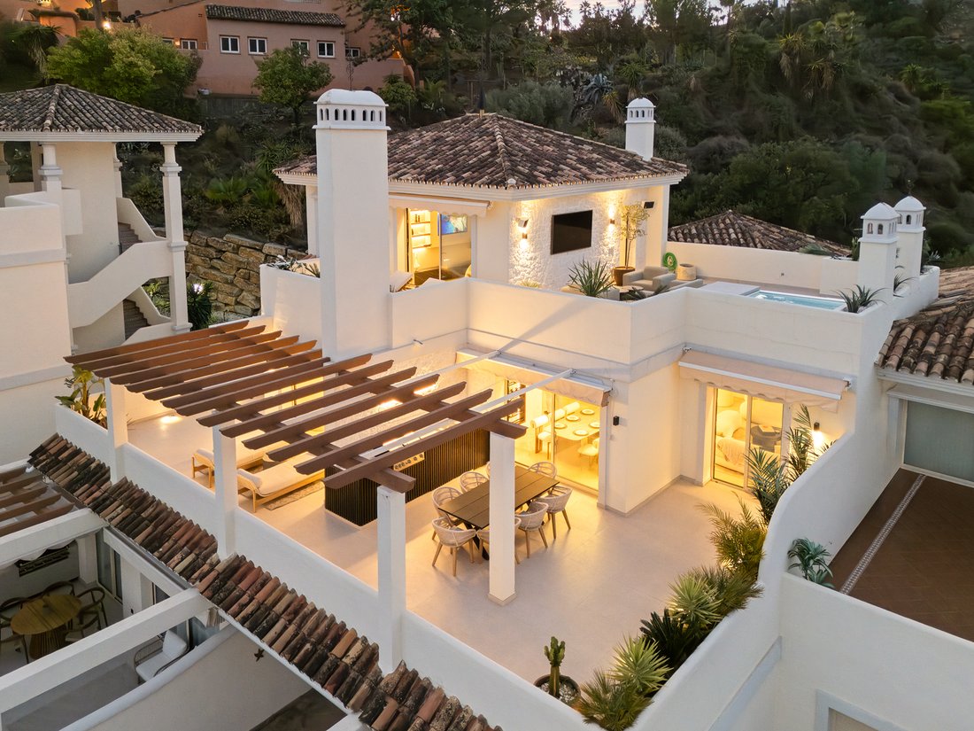 Apartment in Puerto Banus, Marbella, Spain 3 - 16942892