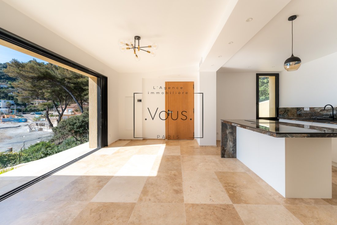 Villa in Bandol, Provence-Alpes-Côte d'Azur, France 5 - 17438774