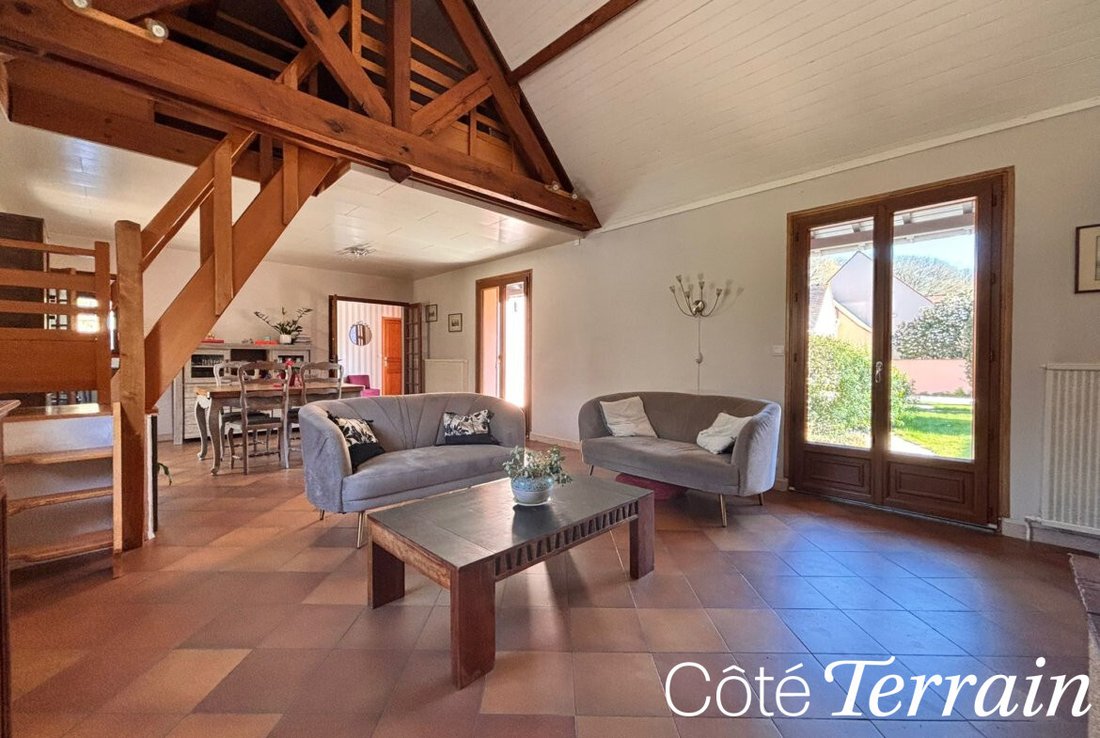 House in Rambouillet, Ile-de-France, France 4 - 17438395