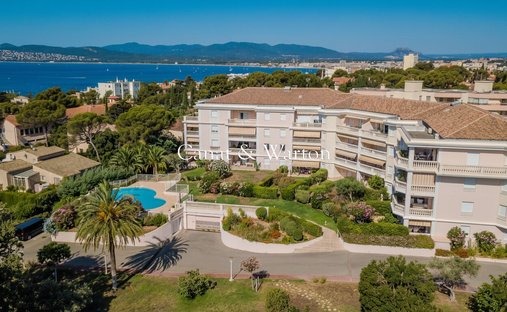 Wohnung in Plateau Notre Dame Sud-Bord de mer-Beaurivage, Saint-Raphaël, Frankreich 1