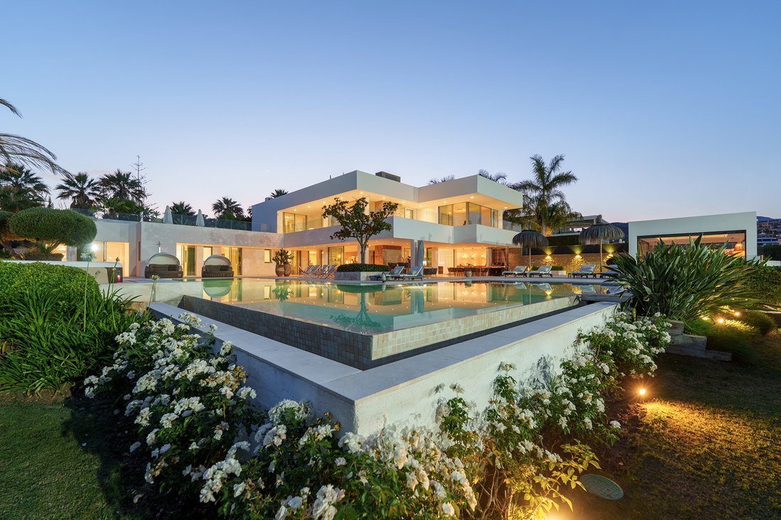 Maison à Puerto Banús, Marbella, Espagne 1 - 16937510
