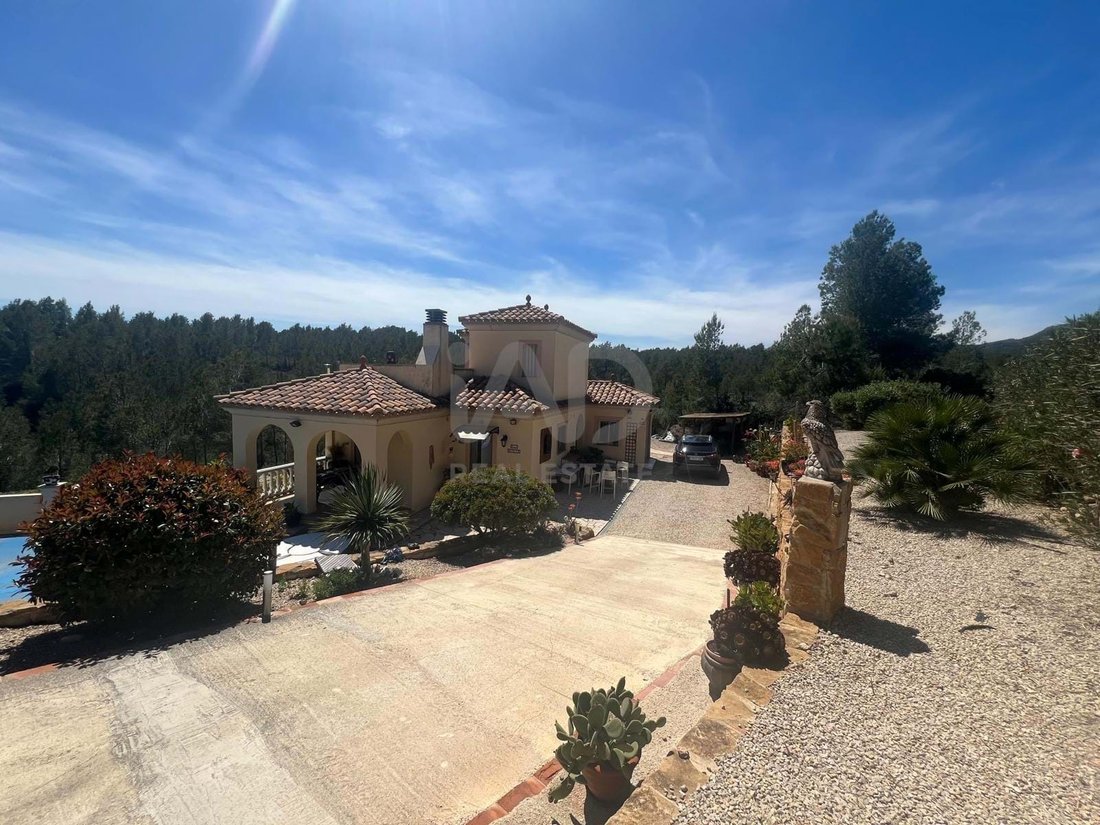 Chalet in l'Ametlla de Mar, Catalonia, Spain 1 - 17437277