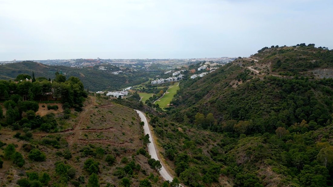 Land in El Madroñal, Benahavis, Spain 4 - 15375193
