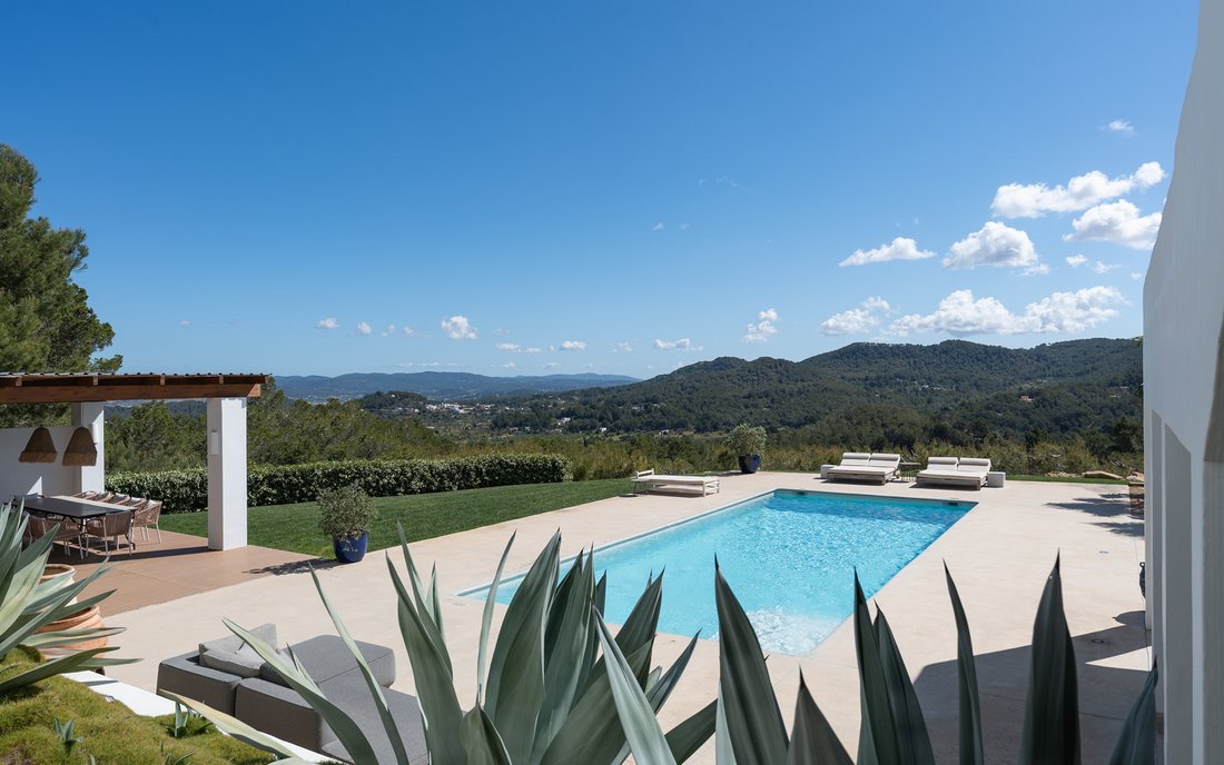 House in Sant Josep de sa Talaia, Balearic Islands, Spain 3 - 16888899