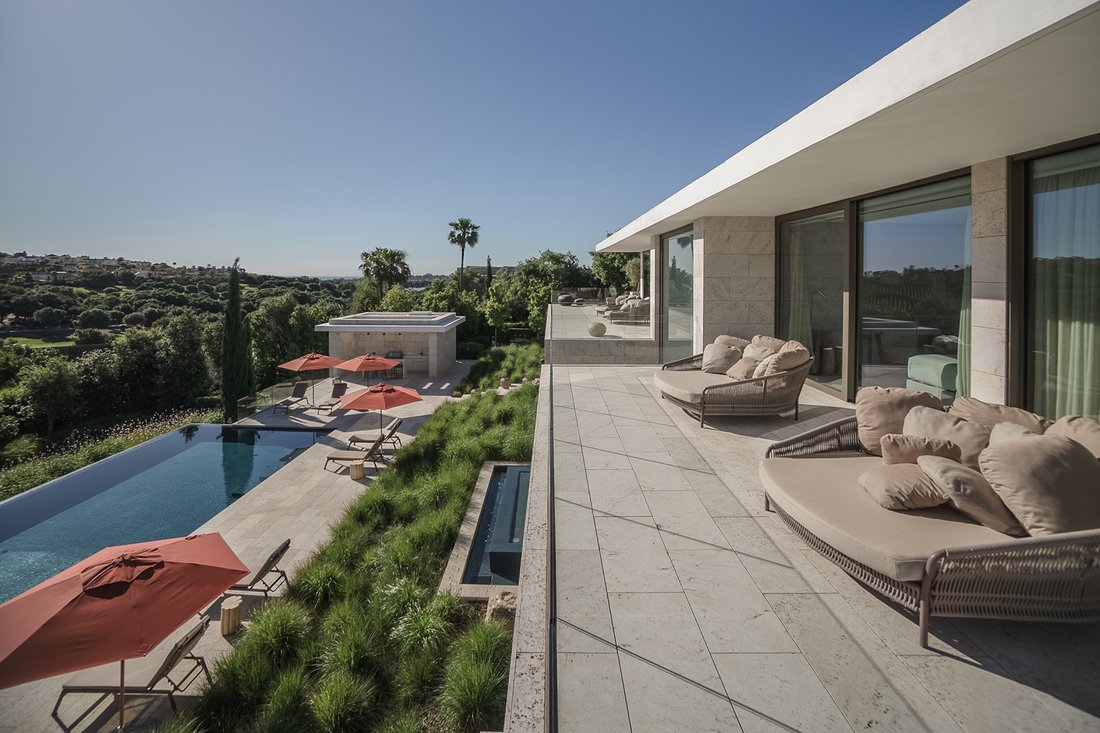 House in Sotogrande, San Roque, Andalusia 2 - 16119056