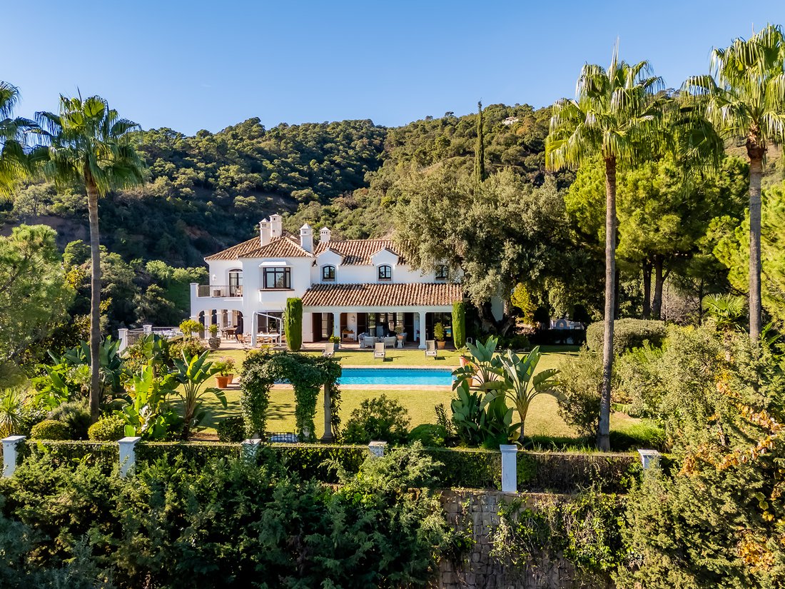 House in El Madroñal, Benahavis, Spain 3 - 15368492
