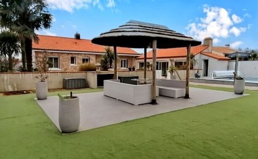House in Arthon-en-Retz, Chaumes-en-Retz, France 1