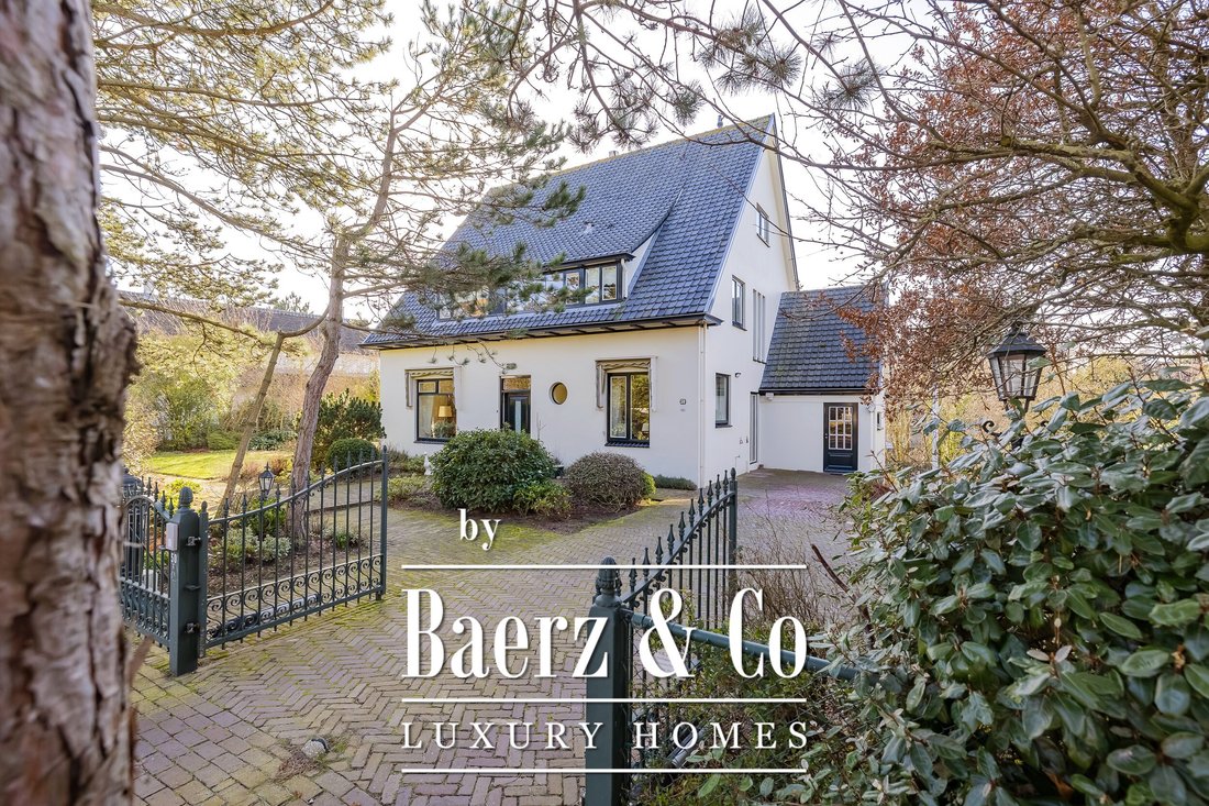 Villa in Noordwijkerhout, South Holland, Netherlands 1 - 17439124
