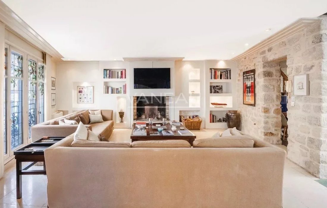 Townhouse in Puteaux, Ile-de-France, France 5 - 17437822