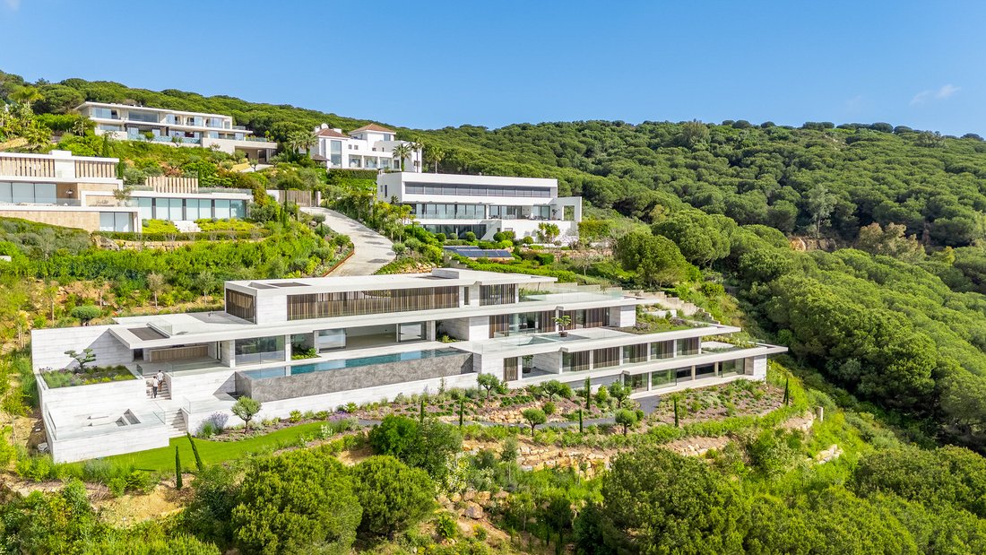 House in Sotogrande, San Roque, Andalusia 1 - 15605436