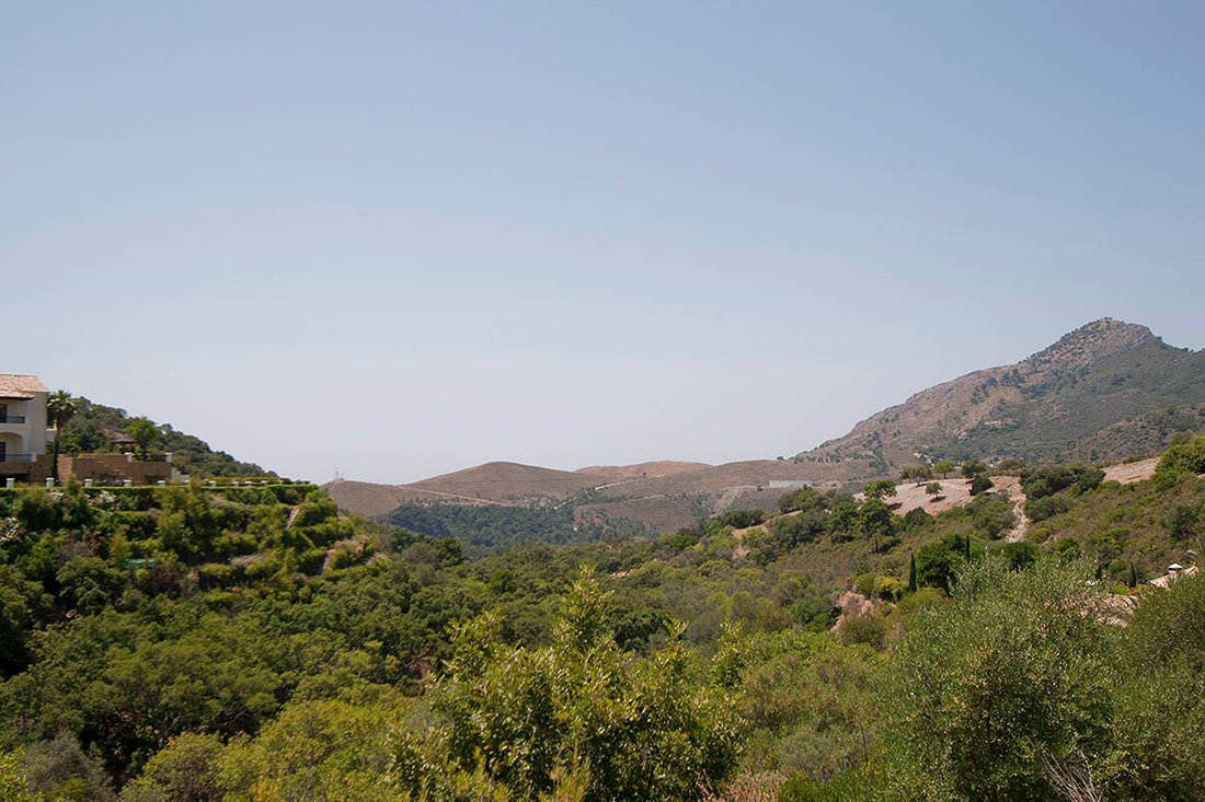 Land in La Zagaleta, Benahavis, Andalusia 1 - 15592550