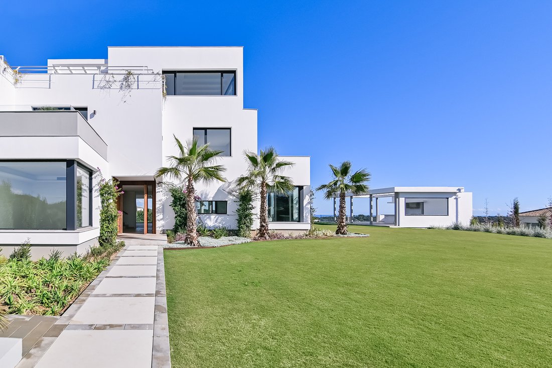 House in Sotogrande, San Roque, Andalusia 3 - 16844239