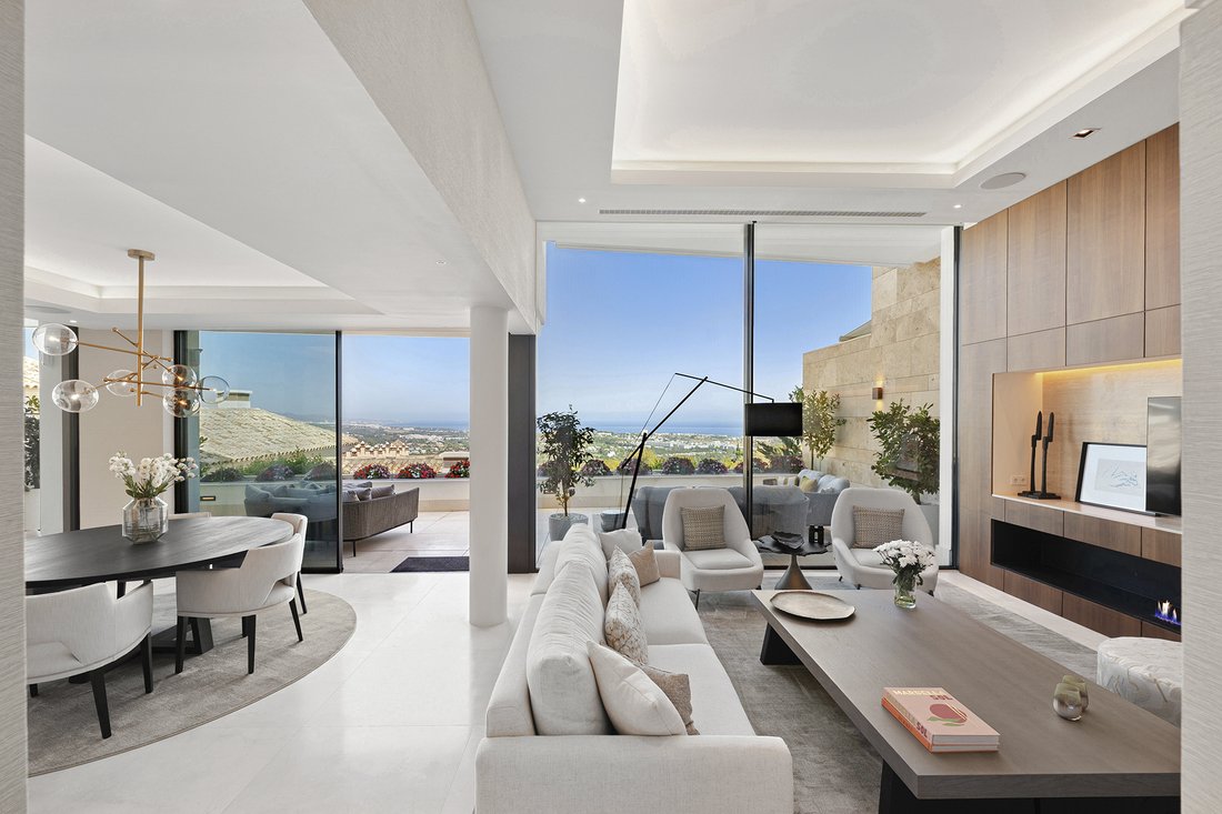 Apartment in La Quinta, Benahavis, Andalusia 1 - 16044806