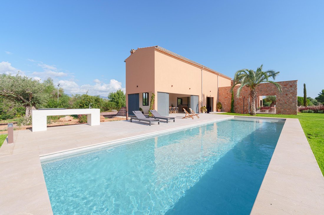 House in Santa Maria del Cami, Balearic Islands, Spain 3 - 16473259