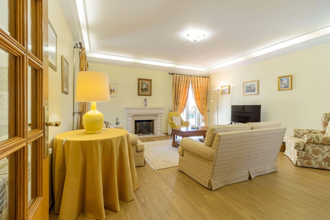 Villa in Povoa de Santa Iria e Forte da Casa, Lisbon, Portugal 5 - 17439011