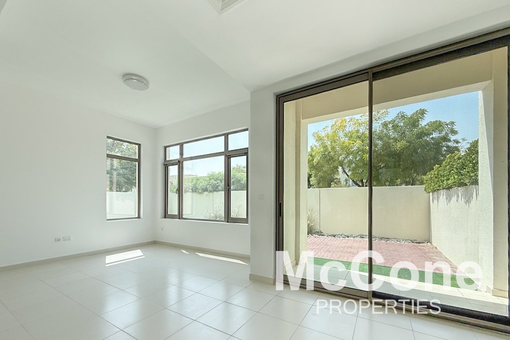 House in Reem, Dubai, United Arab Emirates 2 - 17436226
