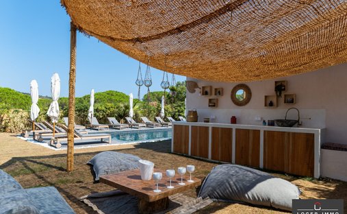 House in Ville-Les Saquedes-Le Bouillonnet, Sainte-Maxime, France 1