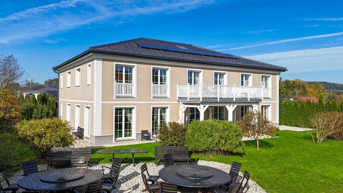 Villa in Straßwalchen, Salzburg, Austria 1 - 16944469