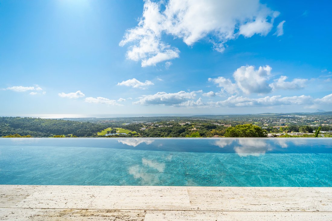 House in Sotogrande, San Roque, Andalusia 2 - 15605436