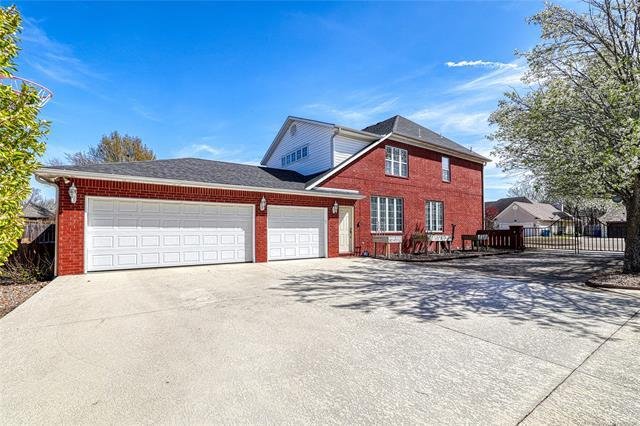 House in McAlester, Oklahoma, United States 2 - 17436652