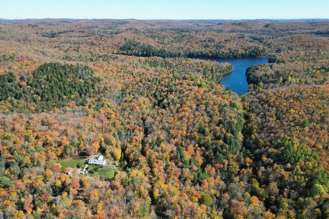 House in Wentworth North, Quebec, Canada 5 - 17438354
