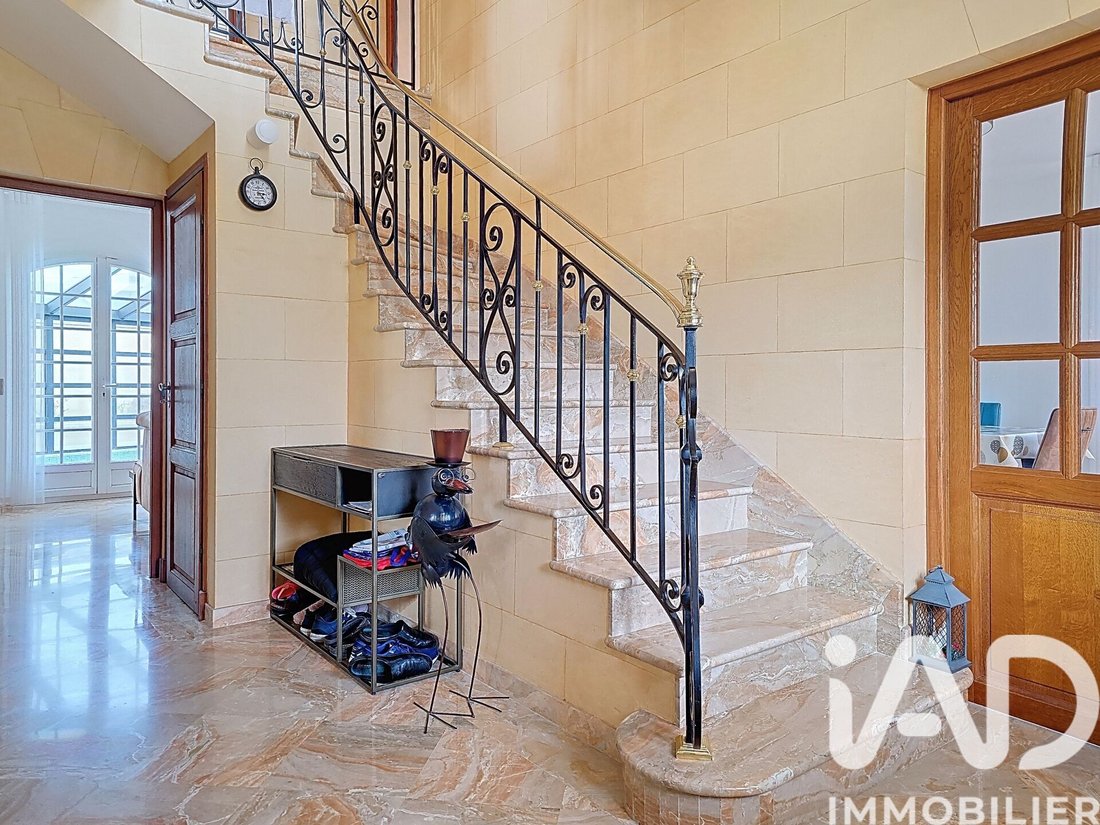 House in Le Reveillon, Villecresnes, France 5 - 17437572
