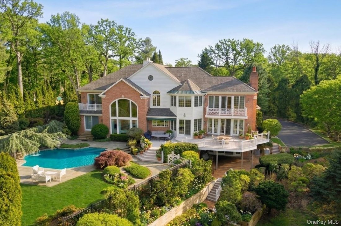 House in Centerport, New York, United States 5 - 17438035
