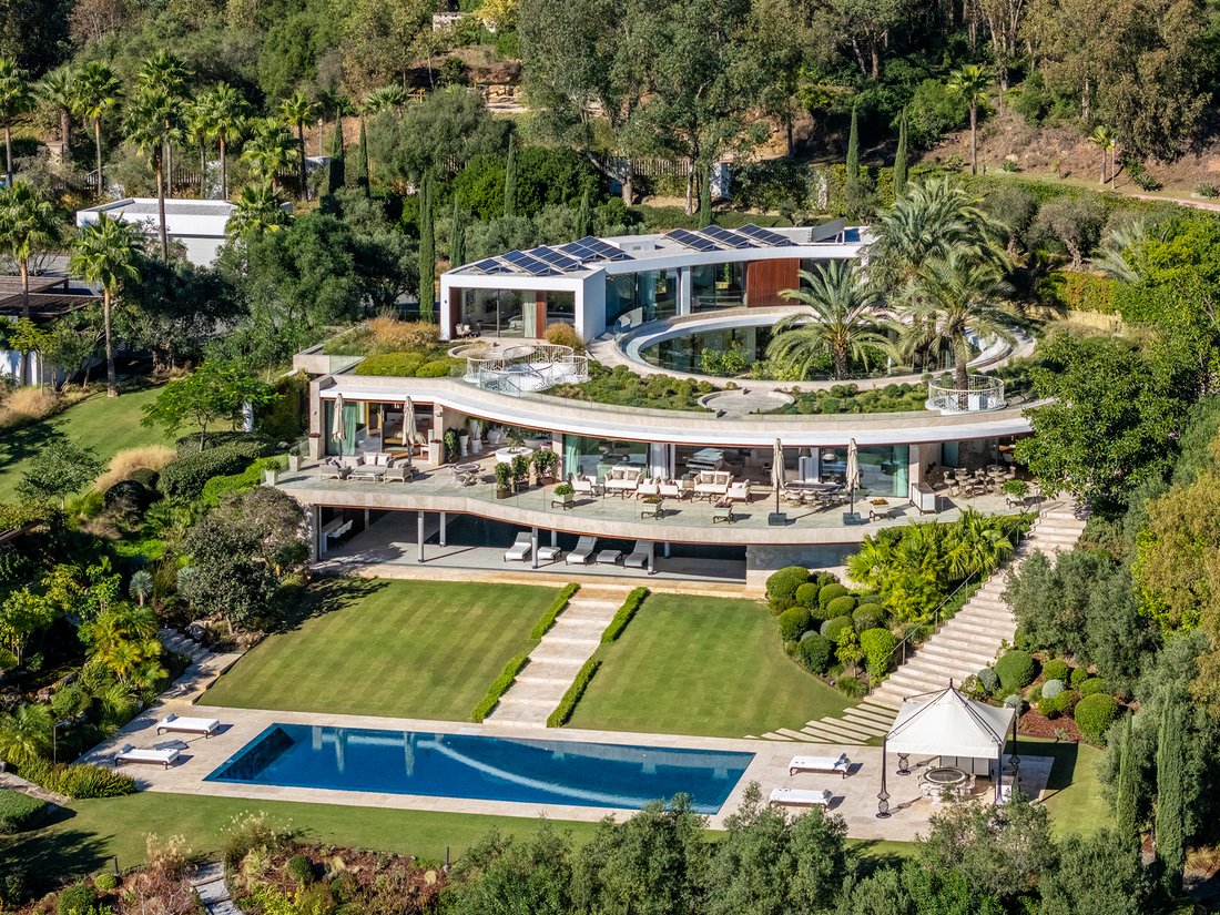House in Sotogrande, San Roque, Andalusia 1 - 16776070