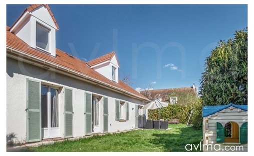 Château Saint Nom La Bretèche 1074.0 Sqm 10 Bedrooms