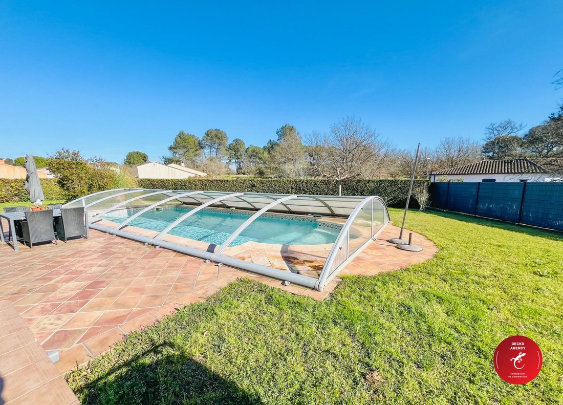 Villa in Trans-en-Provence, Provence-Alpes-Côte d'Azur, France 2 - 17439821