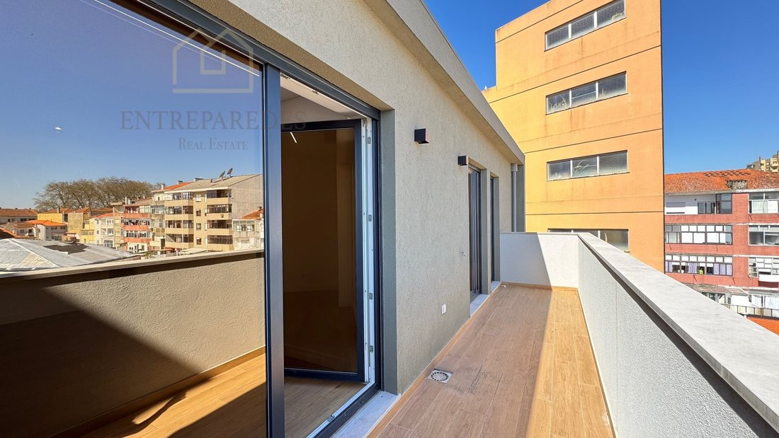 Apartment in Cedofeita, Santo Ildefonso, Se, Miragaia, Sao Nicolau e Vitoria, Porto District, Portugal 1 - 16249065