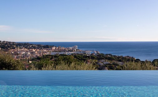 Villa in Basse Suane-Les Virgiles, Sainte-Maxime, France 1