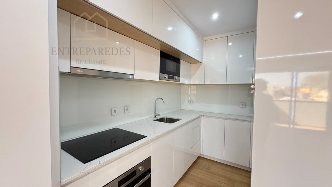 Apartment in Cedofeita, Santo Ildefonso, Se, Miragaia, Sao Nicolau e Vitoria, Porto District, Portugal 2 - 16249065