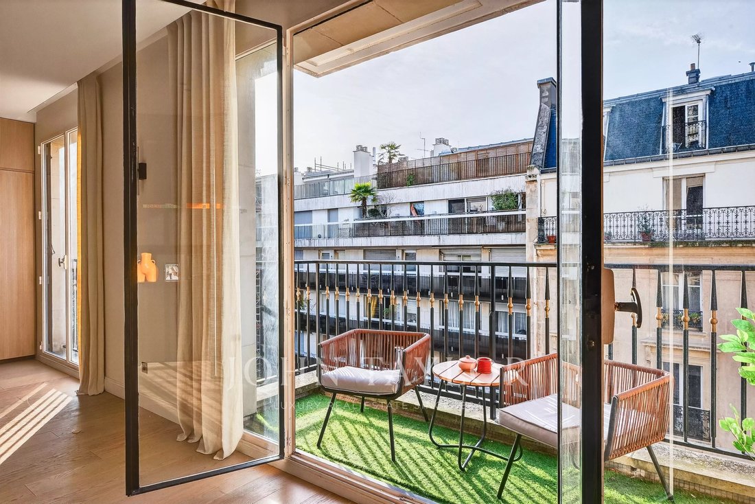 Apartment in Porte Dauphine, Paris 16e Arrondissement, Paris 4 - 17436451