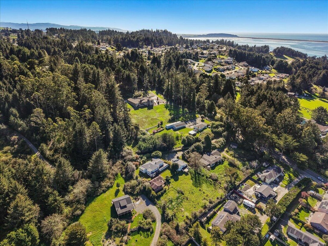 Cutten, California, United States 4 - 17439035