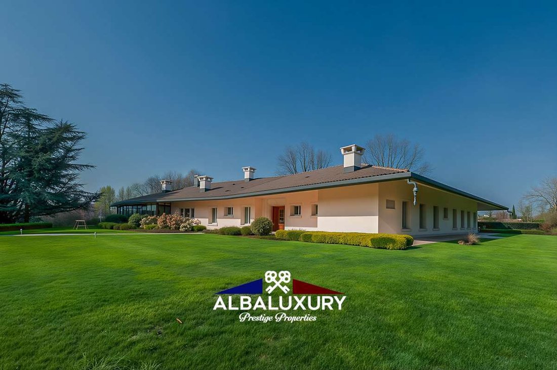 Villa in Casatenovo, Lombardy, Italy 4 - 17438350