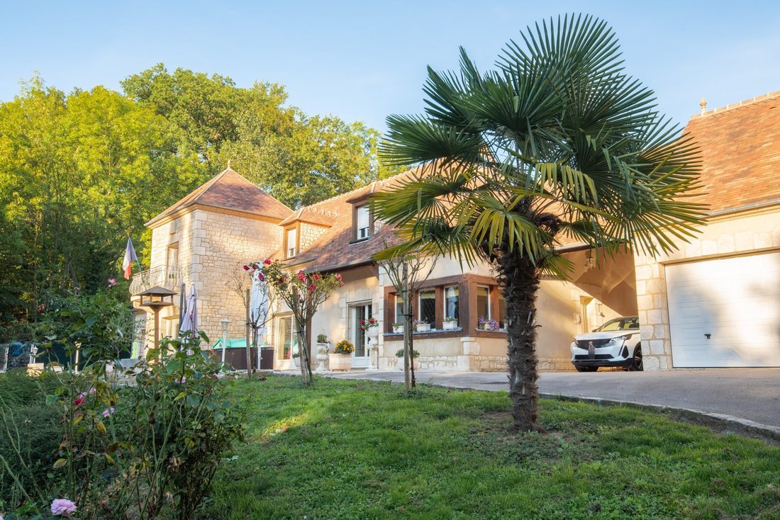 House in Saint-Paul, Hauts-de-France, France 1 - 16759410