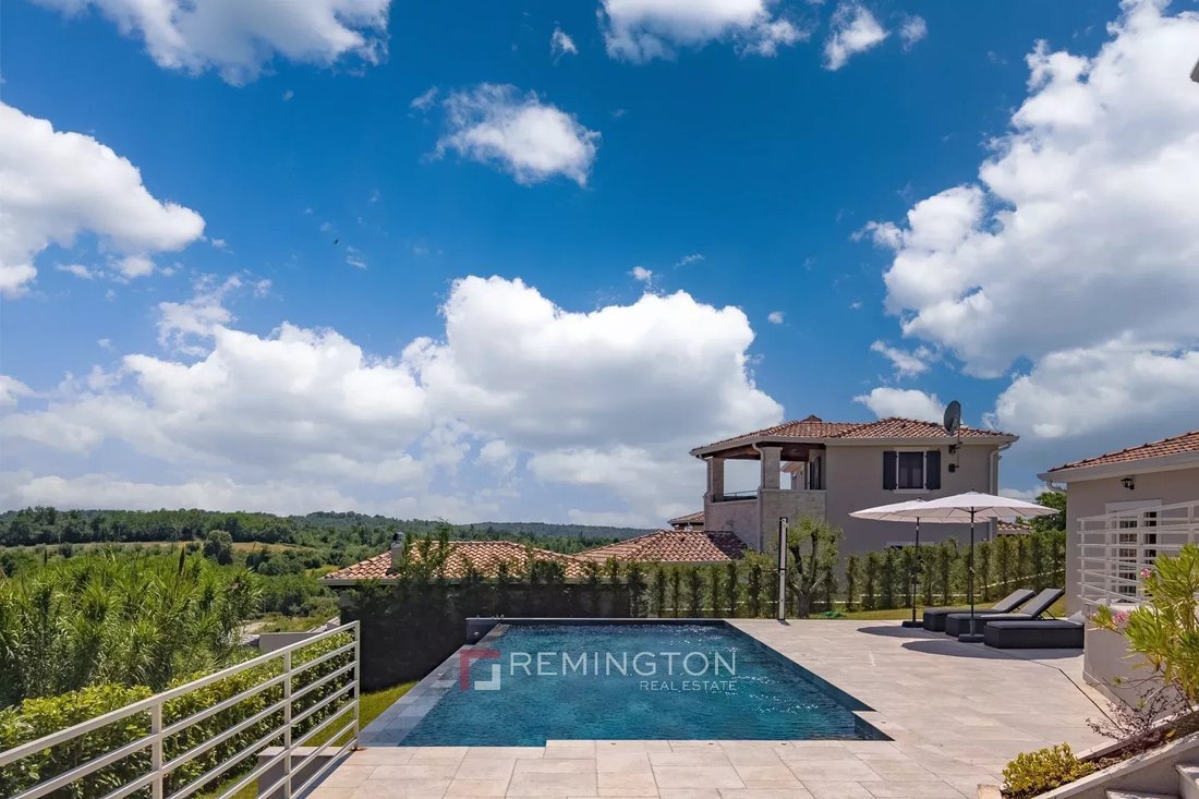 Villa in Vizinada, Istria County, Croatia 3 - 15880268