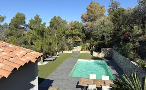 Villa a Laghet-Périphérie, Trinità Vittorio, Francia 1