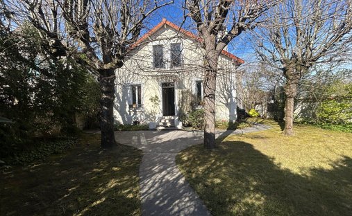 House in Adamville, Saint-Maur-des-Fossés, France 1