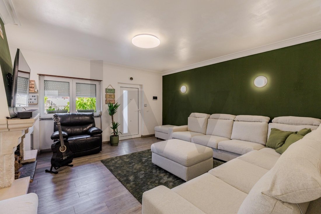 Townhouse in Alcabideche, Lisbon, Portugal 5 - 17440442