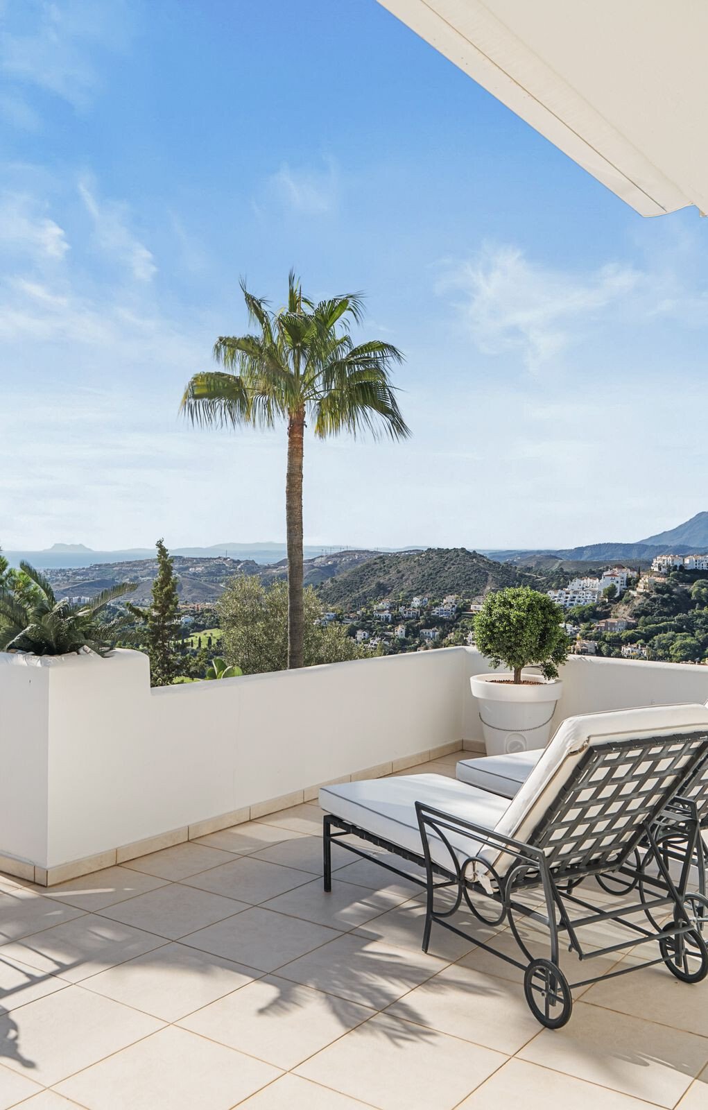 Apartment in La Quinta, Benahavis, Andalusia 2 - 17440570