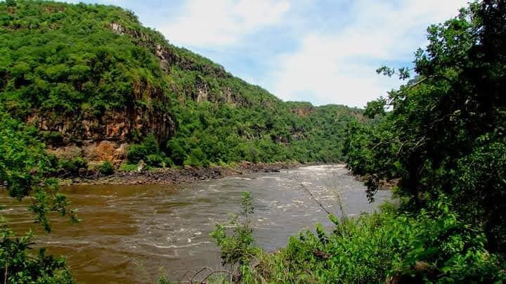 Land in Batoka Gorge, Zambia 5 - 17440437
