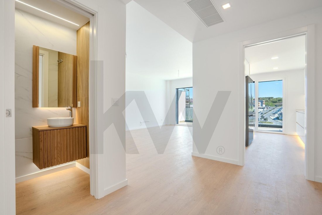 Apartment in Paco de Arcos, Lisbon, Portugal 2 - 17378352