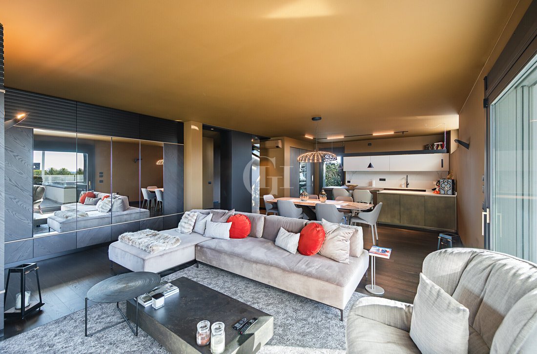 Penthouse in Hill Zone, Padenghe sul Garda, Lombardy 4 - 17440424