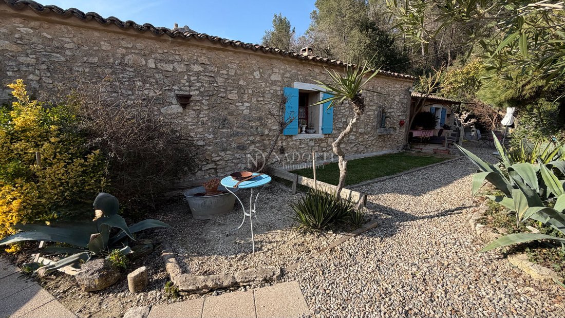 House in Ménerbes, Provence-Alpes-Côte d'Azur, France 4 - 17334115