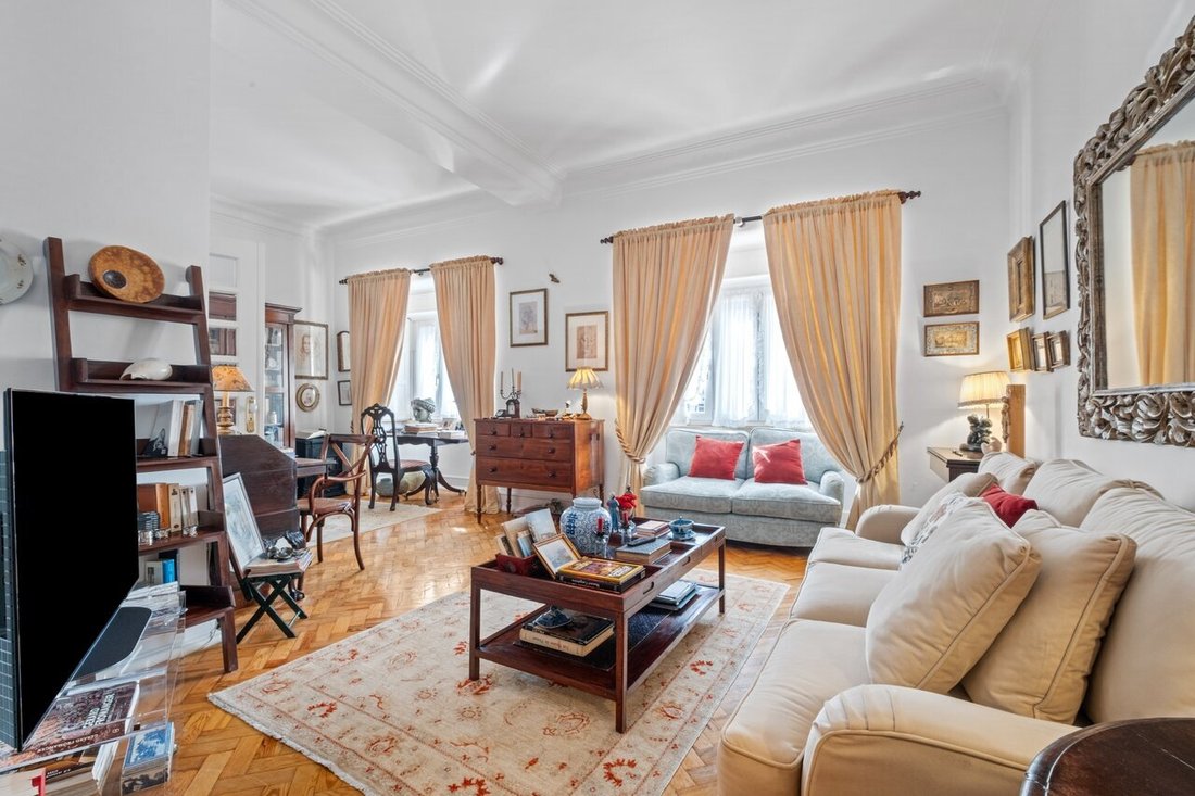 Apartment in Areeiro, Lisbon, Portugal 1 - 17440592