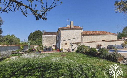 Casa en Centre Ville, Saint-Jean-d'Angély, Francia 1