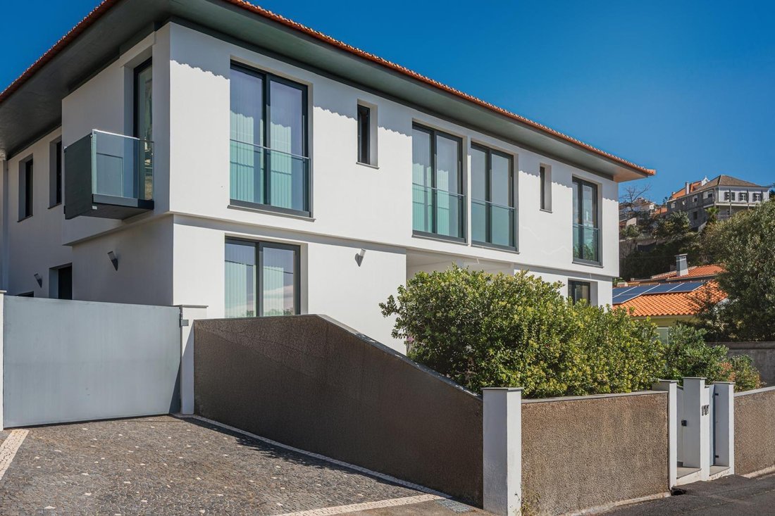 Villa in Santa Luzia, Madeira, Portugal 1 - 17394426
